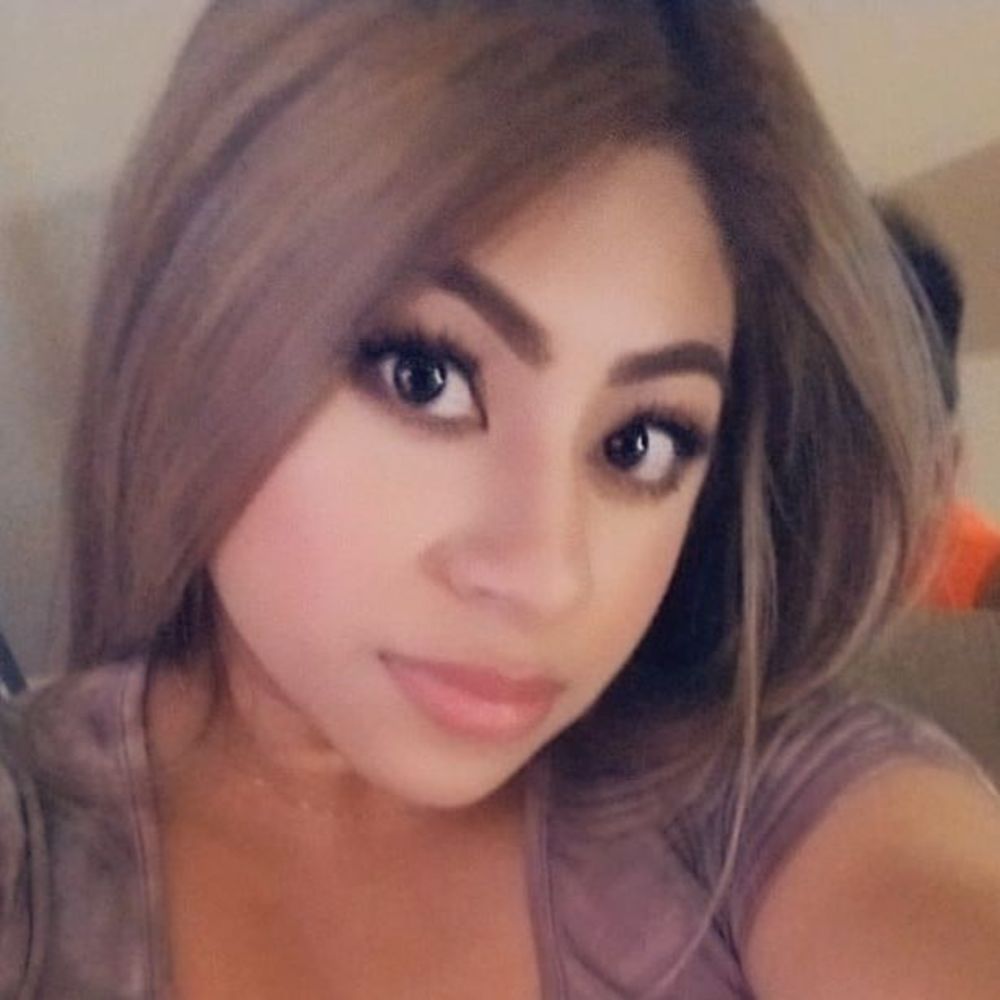 Meet your Posher, Leslie